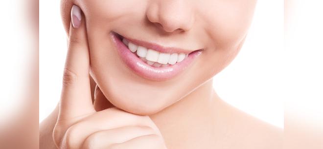 Отбеливание Zoom Pro и лечение зубов. Скидка до 84%