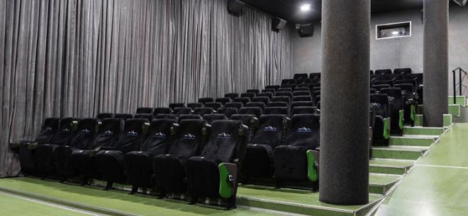 Көлденең қимадағы фотодағы анальды секс