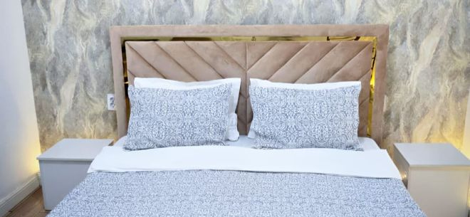 Отель Royal Max