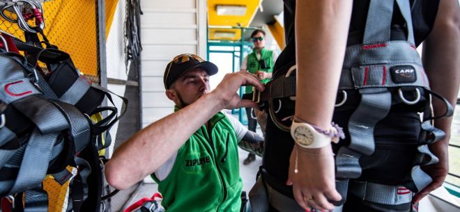 Gorilla Zipline Sunqar