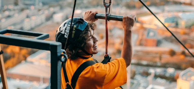 Gorilla Zipline Sunqar